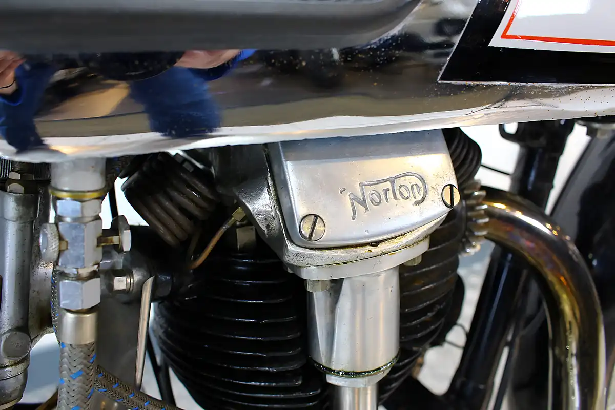 Used 1948 Norton International Model 30 Grey - Interior and Exterior details 14