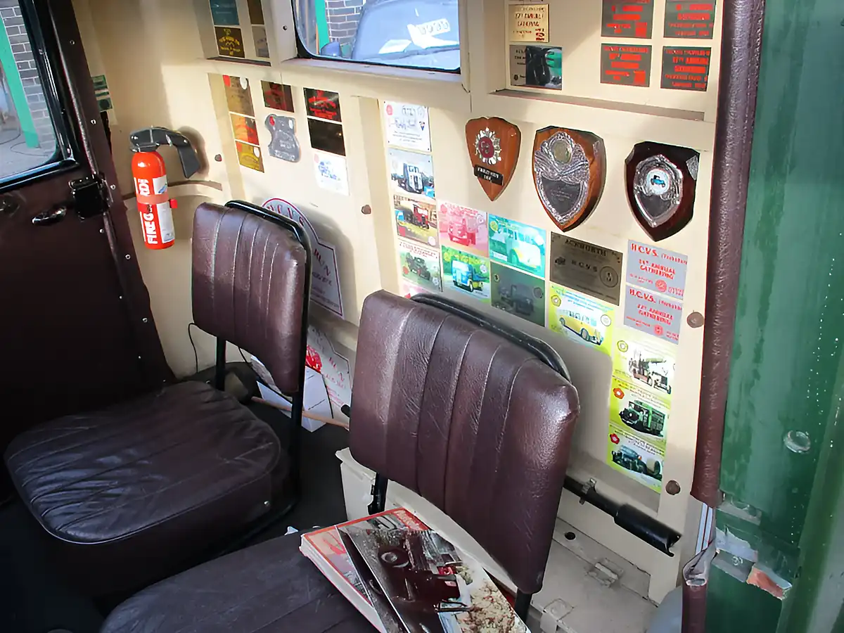 Used 1952 Jowett Bradford Green - Interior and Exterior details 11