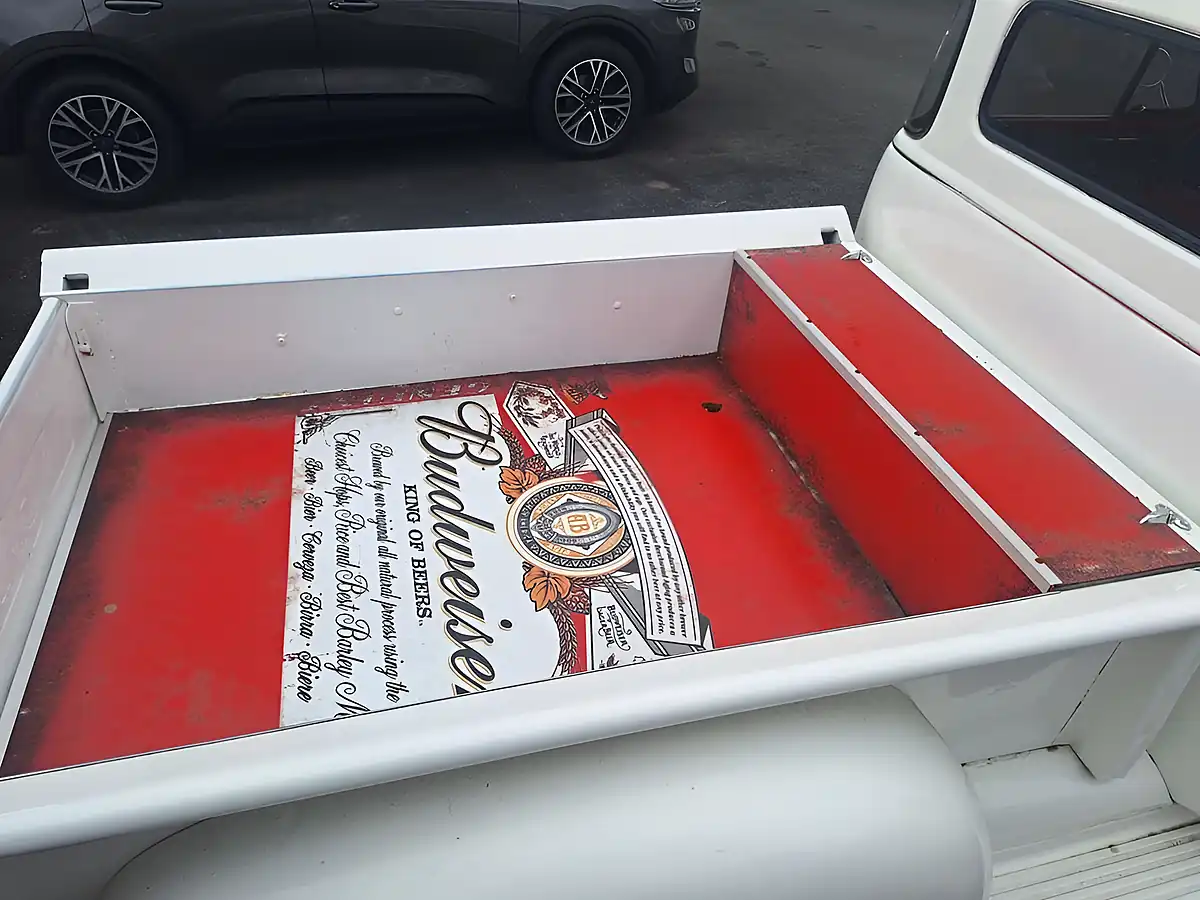 Used 1953 GMC 3500 White - Interior and Exterior details 6