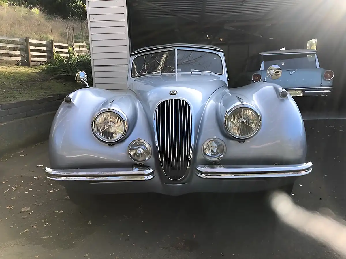 Used 1953 Jaguar Xk XK120 Dhc Blue - Interior and Exterior details 12