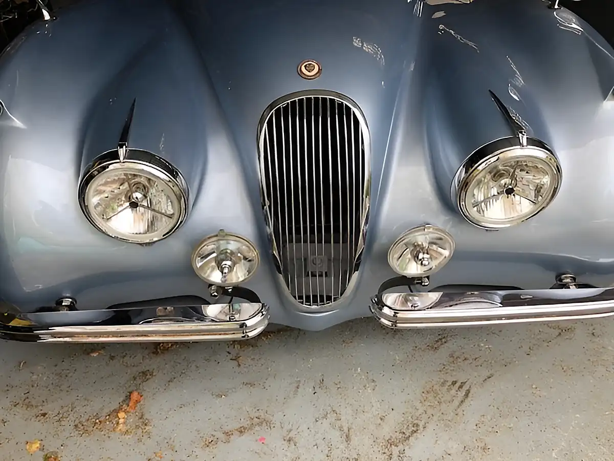 Used 1953 Jaguar Xk XK120 Dhc Blue - Interior and Exterior details 5