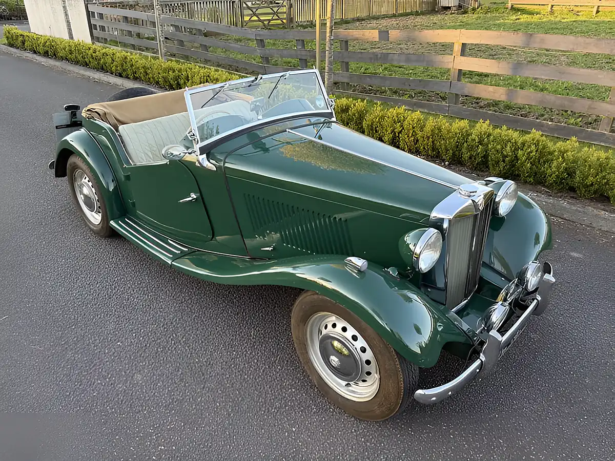 Used 1953 MG Tf Td British Racing Green - Interior and Exterior details 5