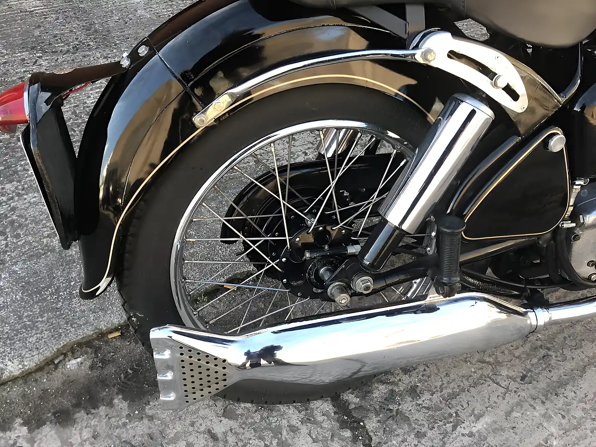 Used 1953 Velocette Mac - Interior and Exterior details 10