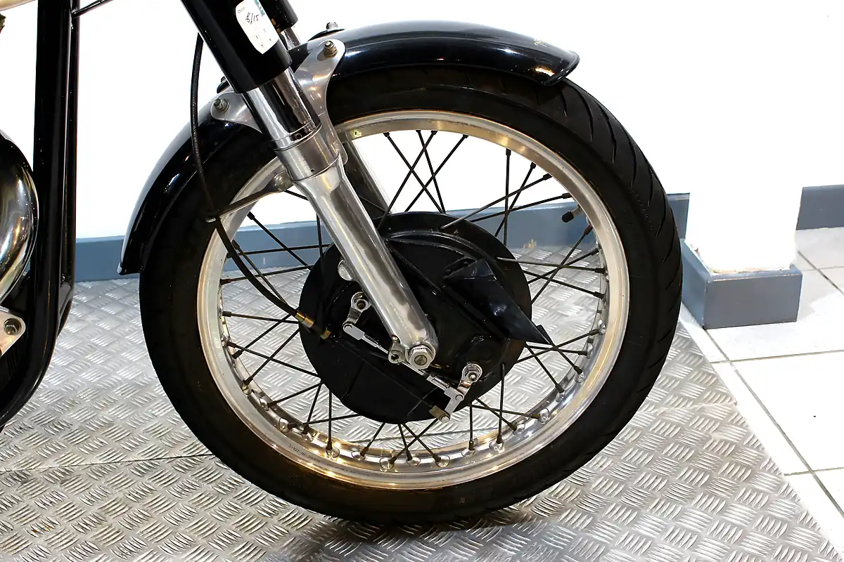 Used 1954 Manx Norton 40M Silver - Interior and Exterior details 5
