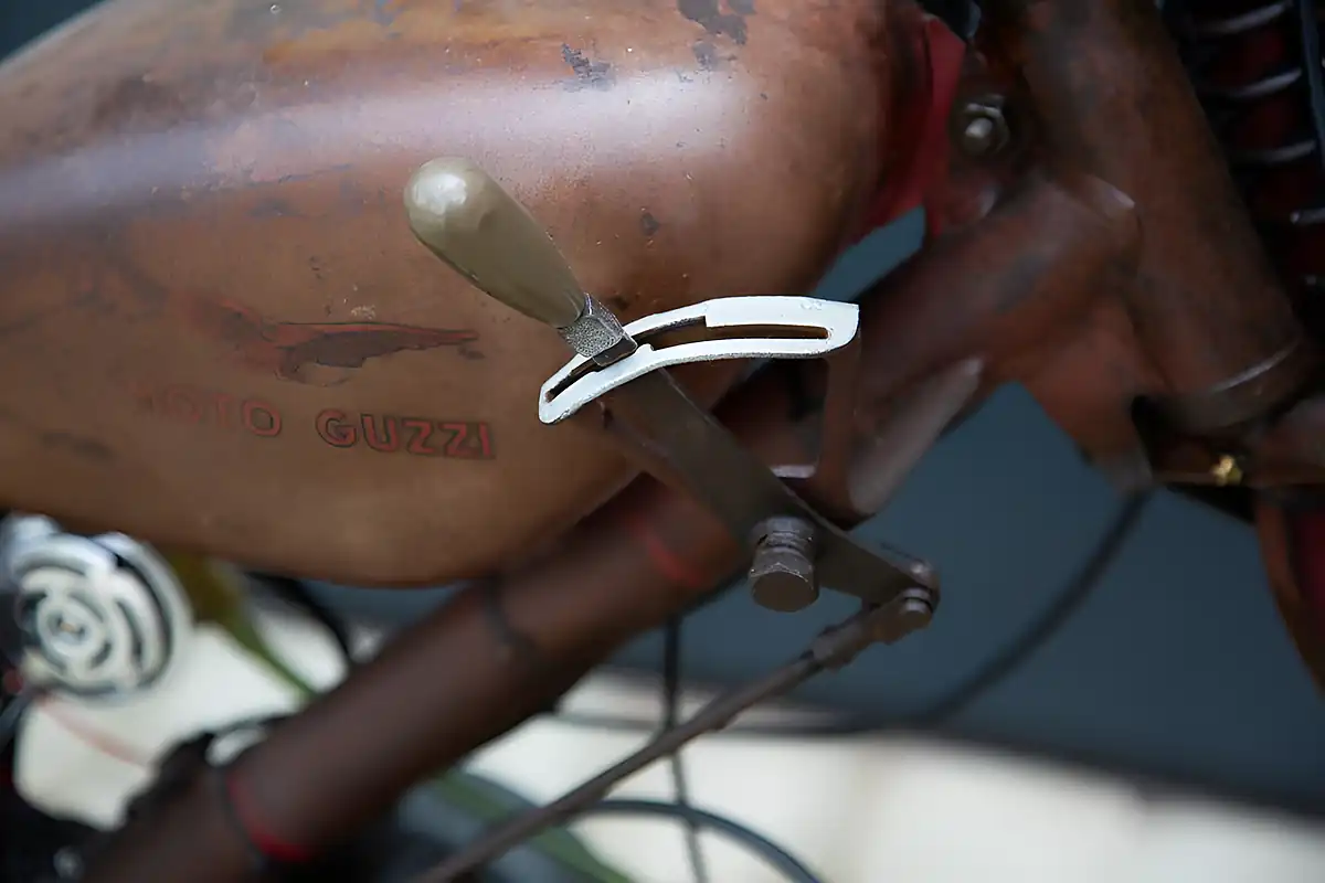 Used 1955 Moto Guzzi Cardelino Red - Interior and Exterior details 11