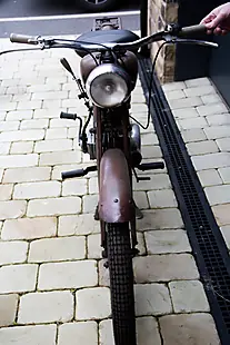 Used 1955 Moto Guzzi Cardelino Red - Interior and Exterior details 14