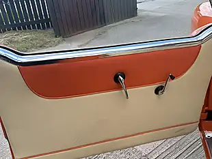 Used 1955 Nash Metropolitan Mki Deep Orange - Interior and Exterior details 2