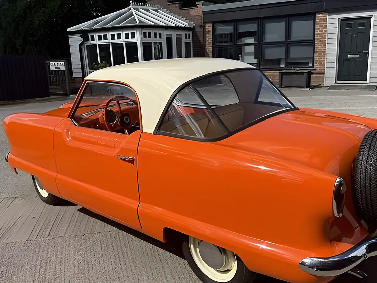 Used 1955 Nash Metropolitan Mki Deep Orange - Interior and Exterior details 6
