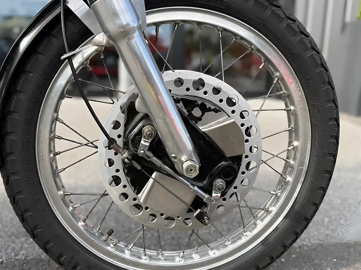 Used 1955 Norton Manx 500 Classic Silver - Interior and Exterior details 12
