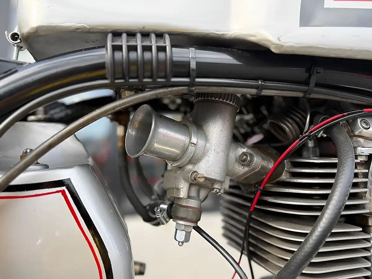 Used 1955 Norton Manx 500 Classic Silver - Interior and Exterior details 17