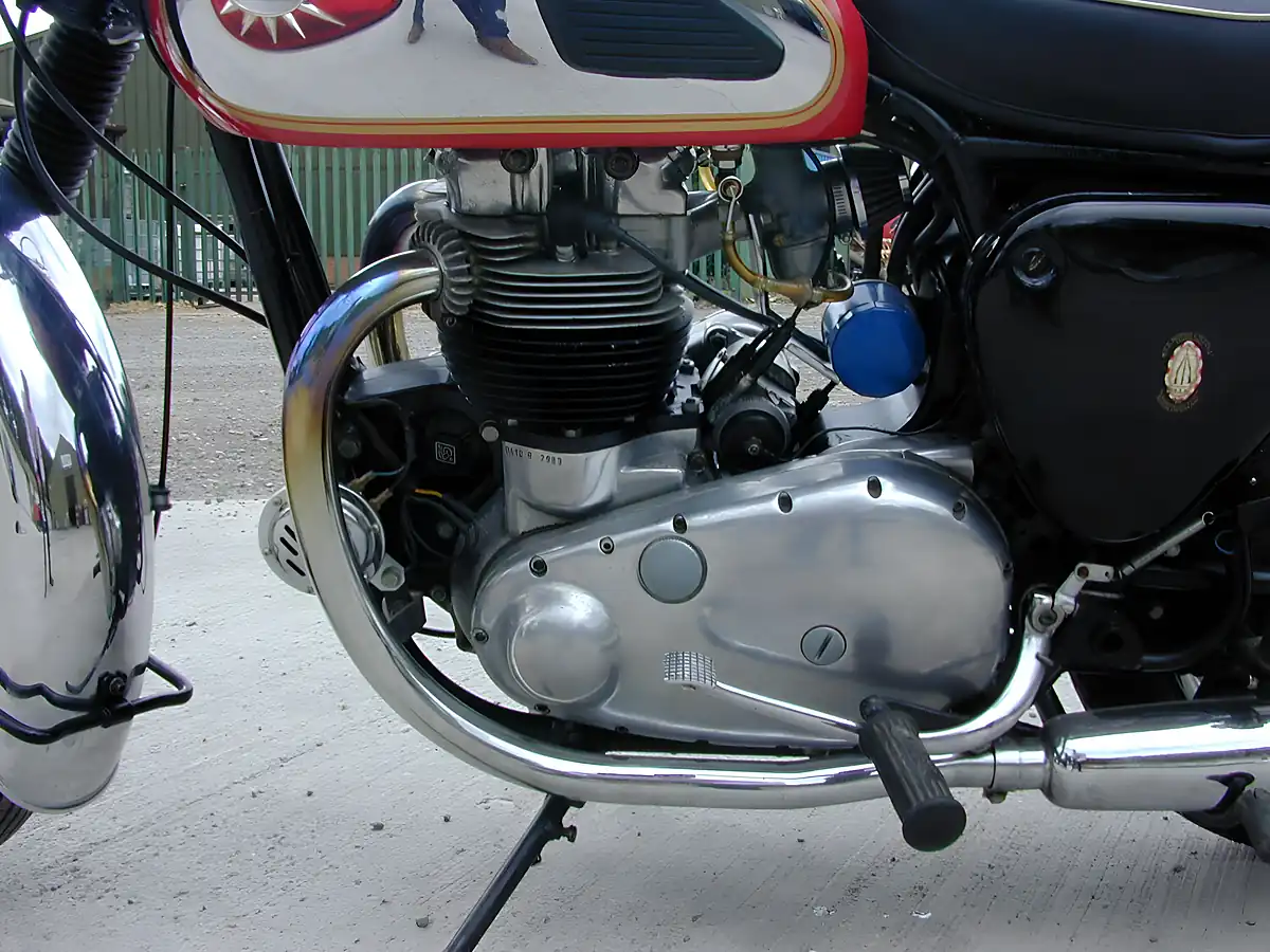 Used 1958 Bsa A10 Super Rocket Red - Interior and Exterior details 9