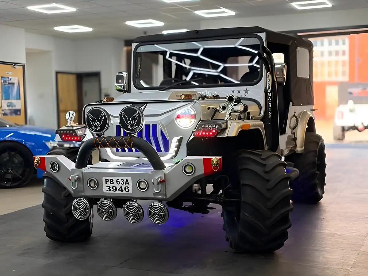 Used 1959 Jeep Jeep Mahindra Jeep Black - Interior and Exterior details 8