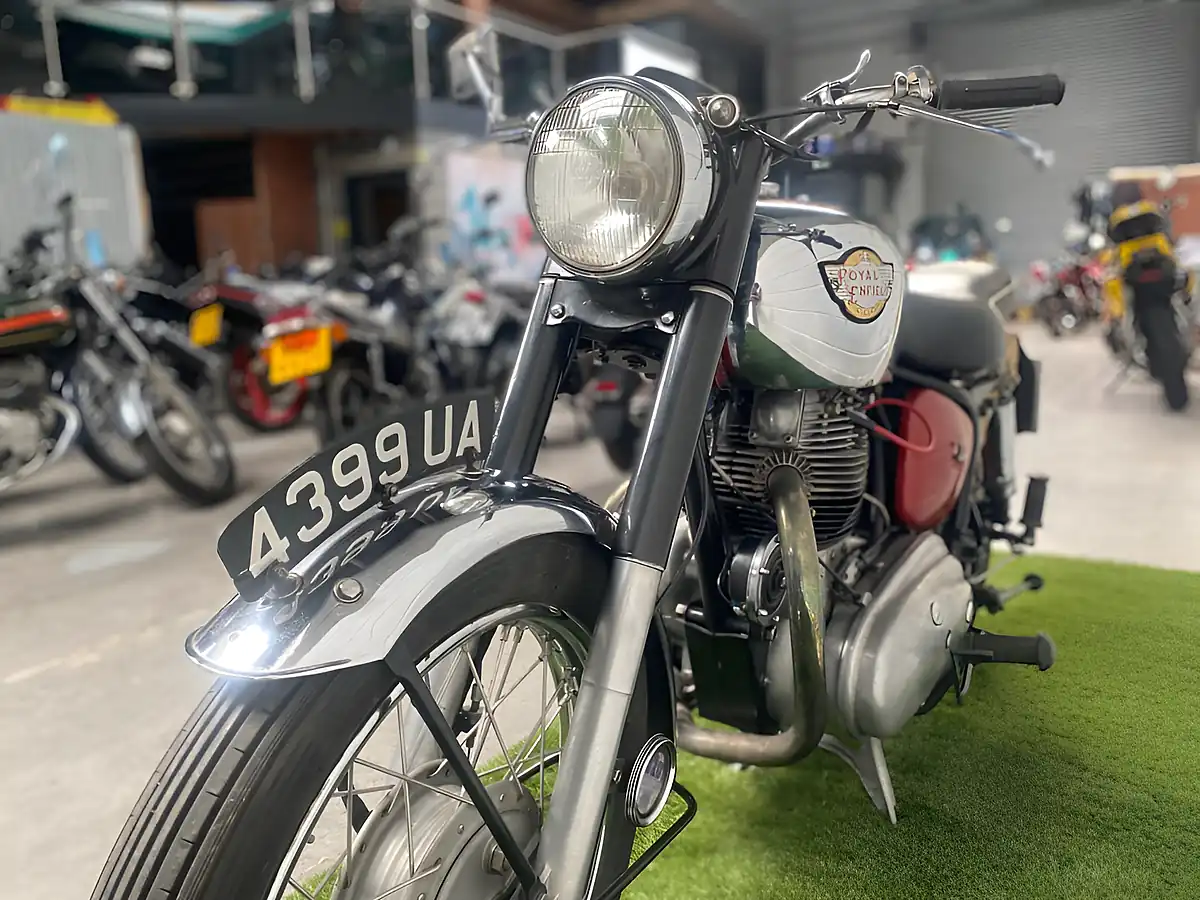Used 1959 Royal Enfield Constellation Red - Interior and Exterior details 11