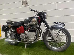Used 1959 Royal Enfield Constellation Red - Interior and Exterior details 3