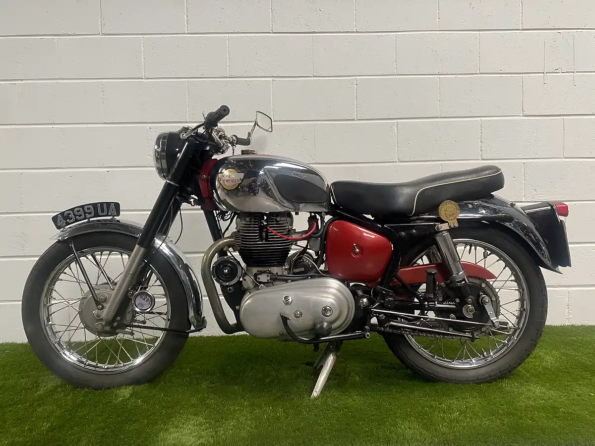 Used 1959 Royal Enfield Constellation Red - Interior and Exterior details 9