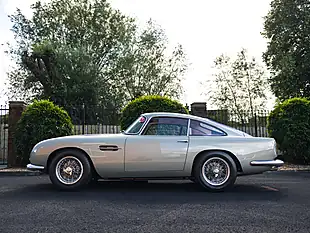 Used 1960 Aston Martin DB4 GT Snow Shadow Grey - Interior and Exterior details 3