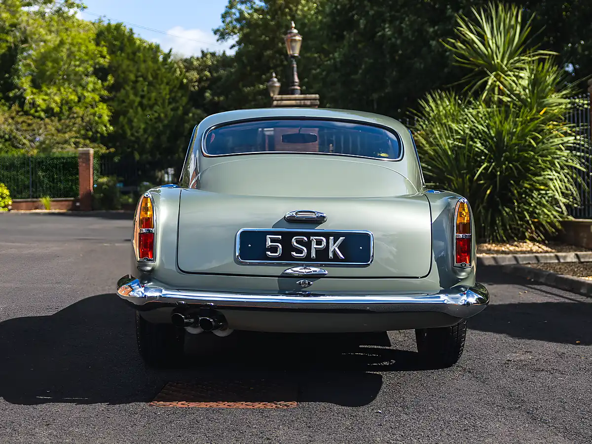 Used 1960 Aston Martin DB4 GT Snow Shadow Grey - Interior and Exterior details 6