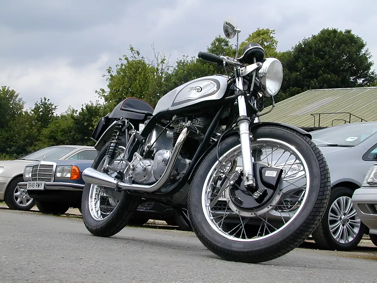 Used 1960 Norton Classic Cafe Racer Silver - Front View