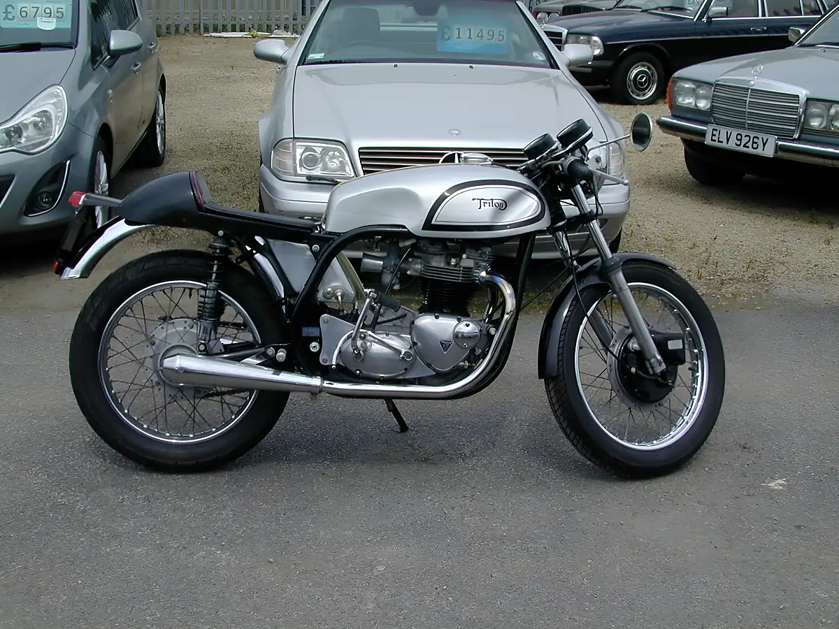 Used 1960 Norton Classic Cafe Racer Silver - Interior and Exterior details 2