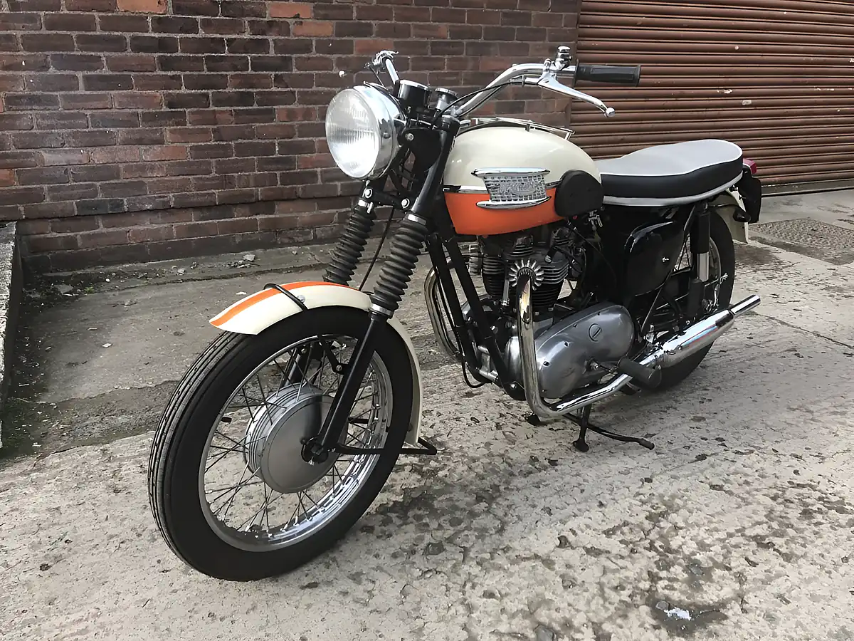 Used 1960 Triumph 6T Thunderbird - Interior and Exterior details 4