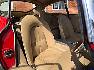 Used 1962 Jaguar E-Type Red - Interior and Exterior details 11