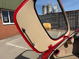 Used 1962 Jaguar E-Type Red - Interior and Exterior details 15