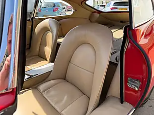 Used 1962 Jaguar E-Type Red - Interior and Exterior details 16