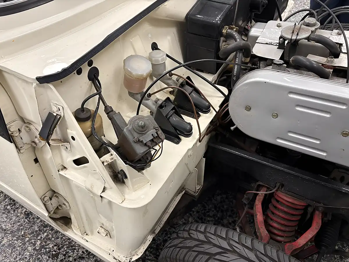 Used 1962 Triumph Vitesse White - Interior and Exterior details 20