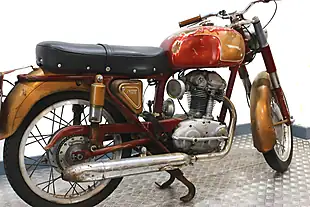 Used 1964 Ducati TS175 Red/Gold - Interior and Exterior details 3