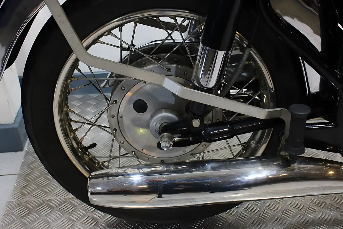 Used 1964 Norton Atlas 750 Silver - Interior and Exterior details 7