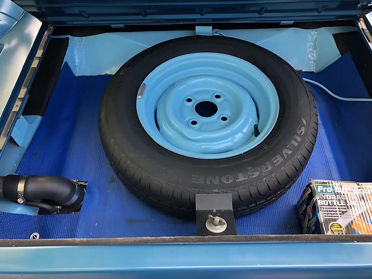 Used 1965 Ford Fiesta Estate Blue - Interior and Exterior details 10
