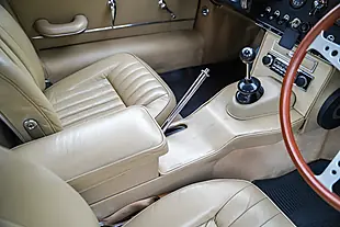 Used 1965 Jaguar E-Type Series I Fhc Carmen Red - Interior and Exterior details 13