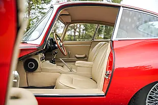 Used 1965 Jaguar E-Type Series I Fhc Carmen Red - Interior and Exterior details 18