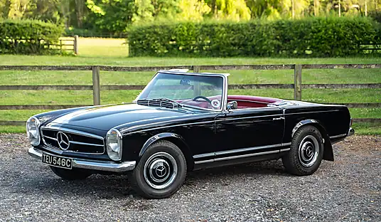 1965 Mercedes-Benz 230SL Pagoda