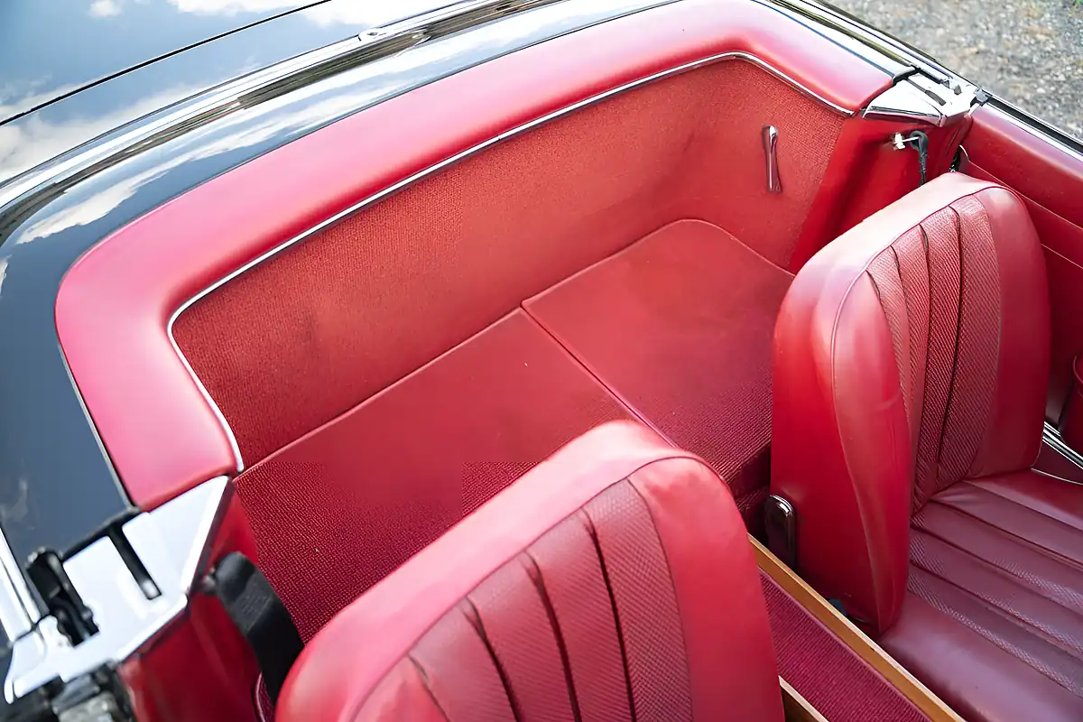 Used 1965 Mercedes-Benz 230SL Pagoda - Interior and Exterior details 13