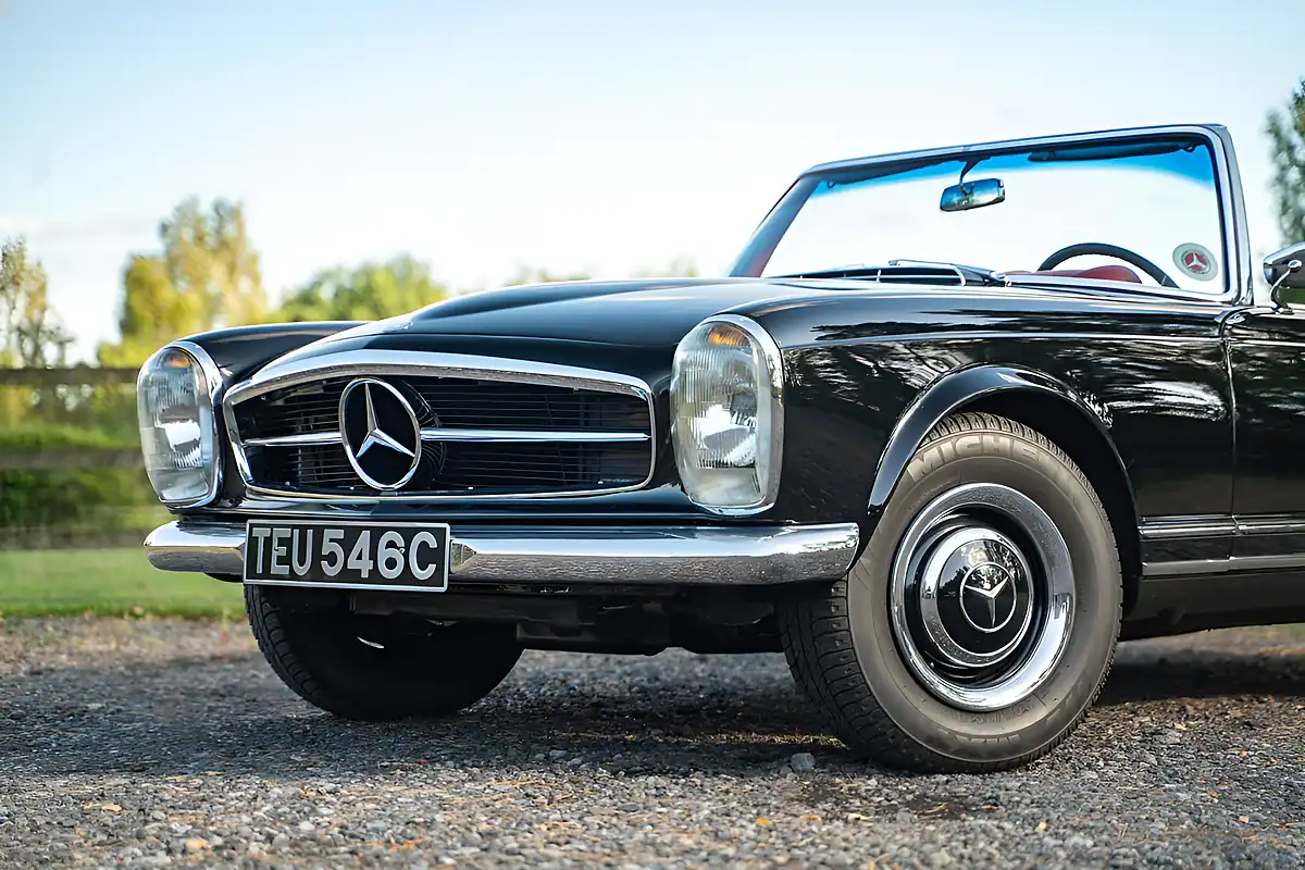 Used 1965 Mercedes-Benz 230SL Pagoda - Interior and Exterior details 4