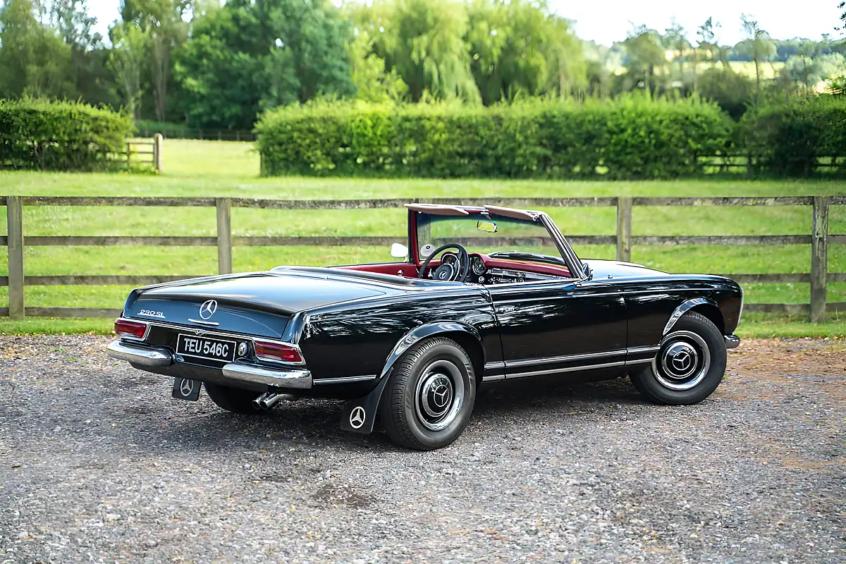 Used 1965 Mercedes-Benz 230SL Pagoda - Interior and Exterior details 7