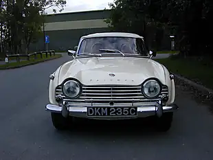 Used 1965 Triumph TR4 TR4a Irs Surrey Top White - Interior and Exterior details 4