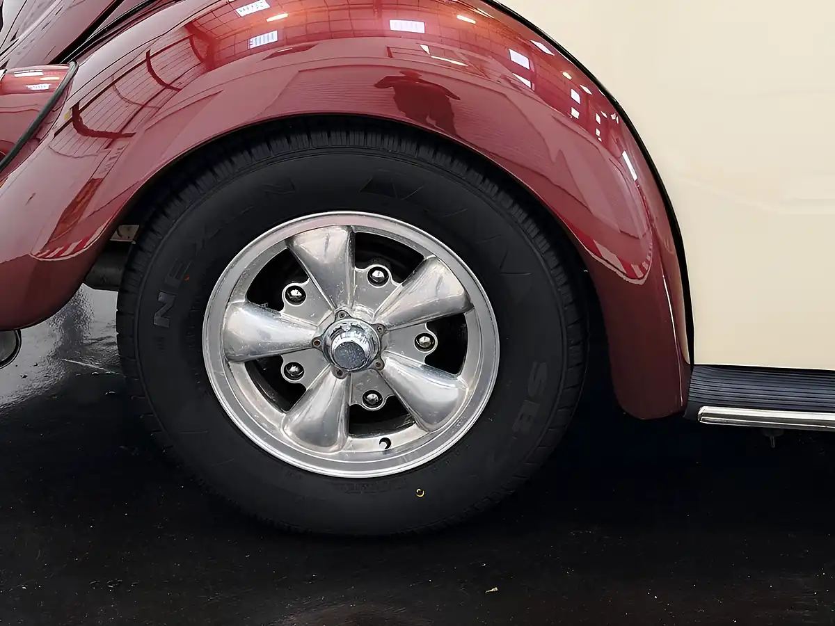 Used 1965 Volkswagen Beetle Red - Interior and Exterior details 10