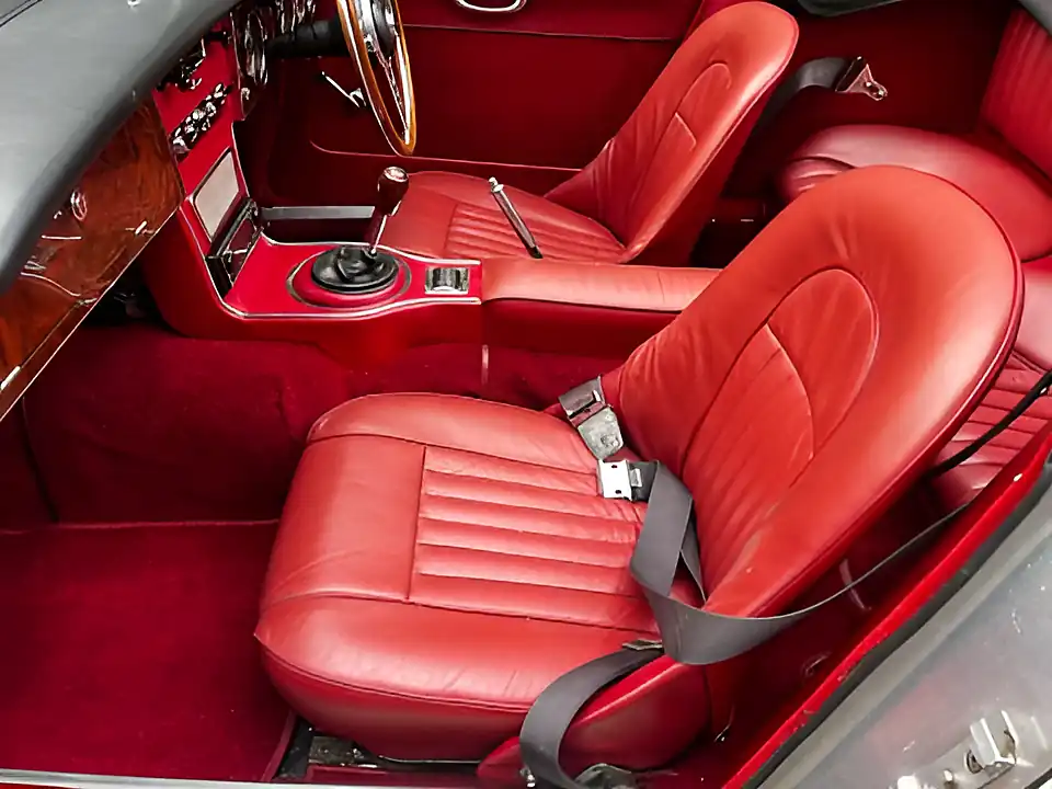 Used 1966 Austin-Healey 3000 White - Interior and Exterior details 10