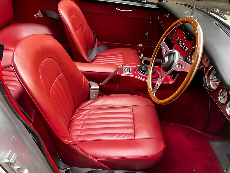 Used 1966 Austin-Healey 3000 White - Interior and Exterior details 12