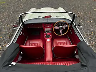 Used 1966 Austin-Healey 3000 White - Interior and Exterior details 14