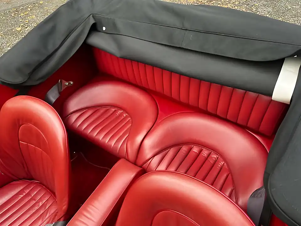 Used 1966 Austin-Healey 3000 White - Interior and Exterior details 17