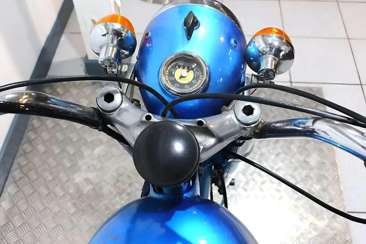 Used 1966 Ducati 250 Blue - Interior and Exterior details 8