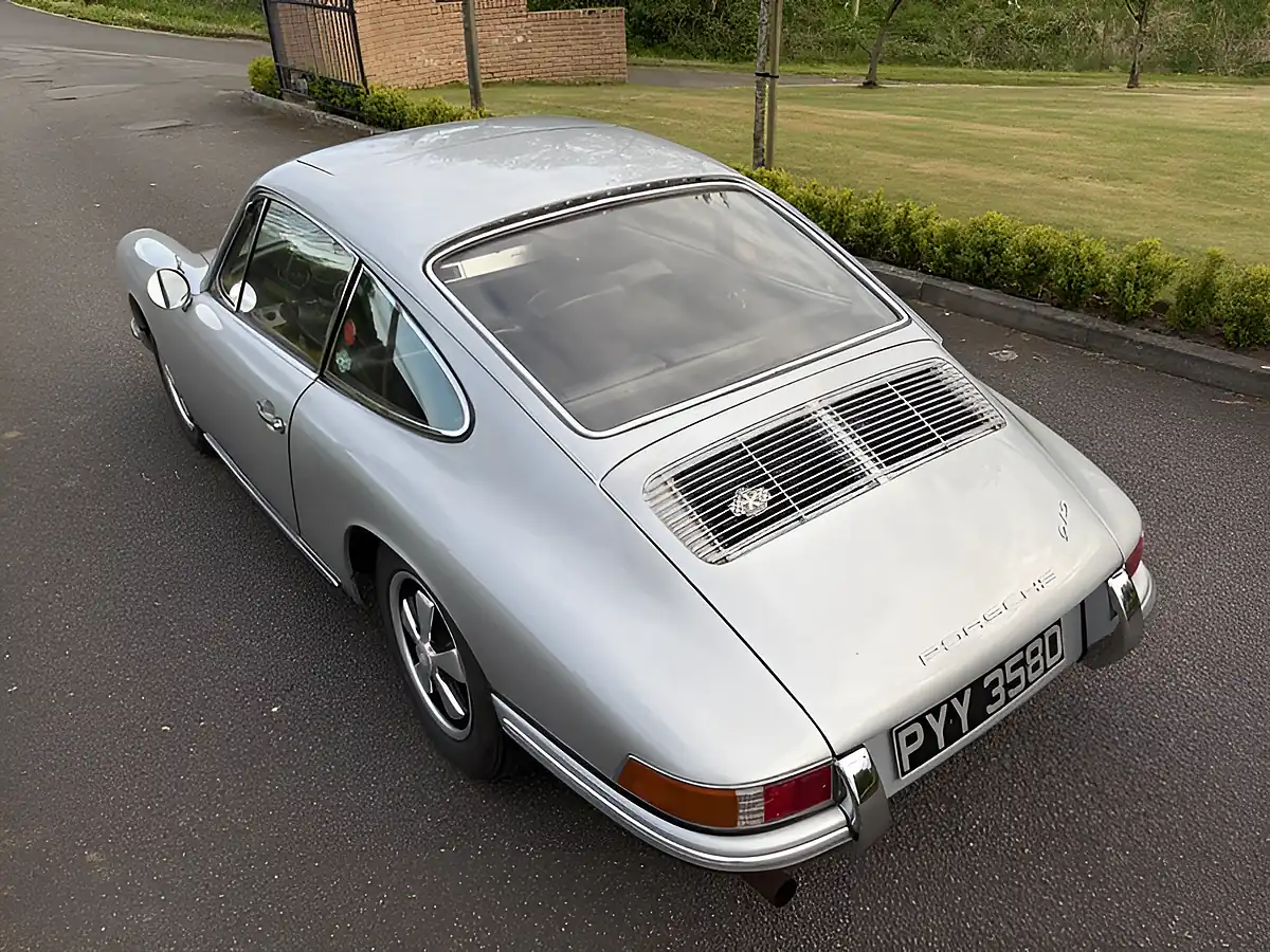 Used 1966 Porsche 912 Coupe Polar Silver - Interior and Exterior details 10