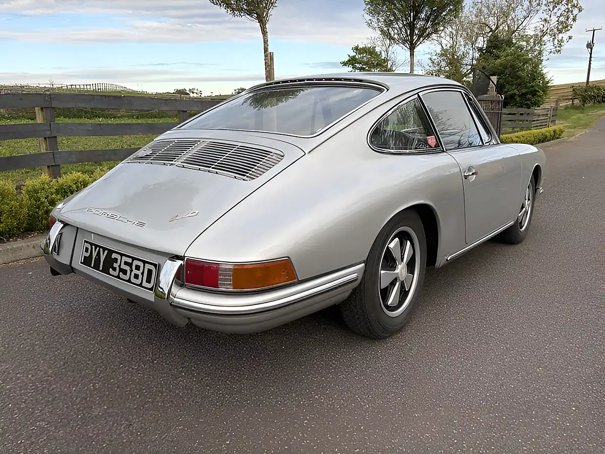 Used 1966 Porsche 912 Coupe Polar Silver - Interior and Exterior details 13