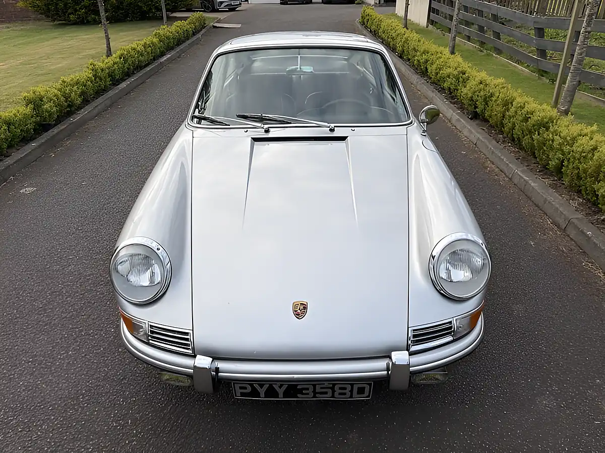 Used 1966 Porsche 912 Coupe Polar Silver - Interior and Exterior details 6