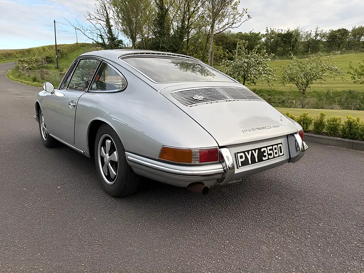 Used 1966 Porsche 912 Coupe Polar Silver - Interior and Exterior details 9
