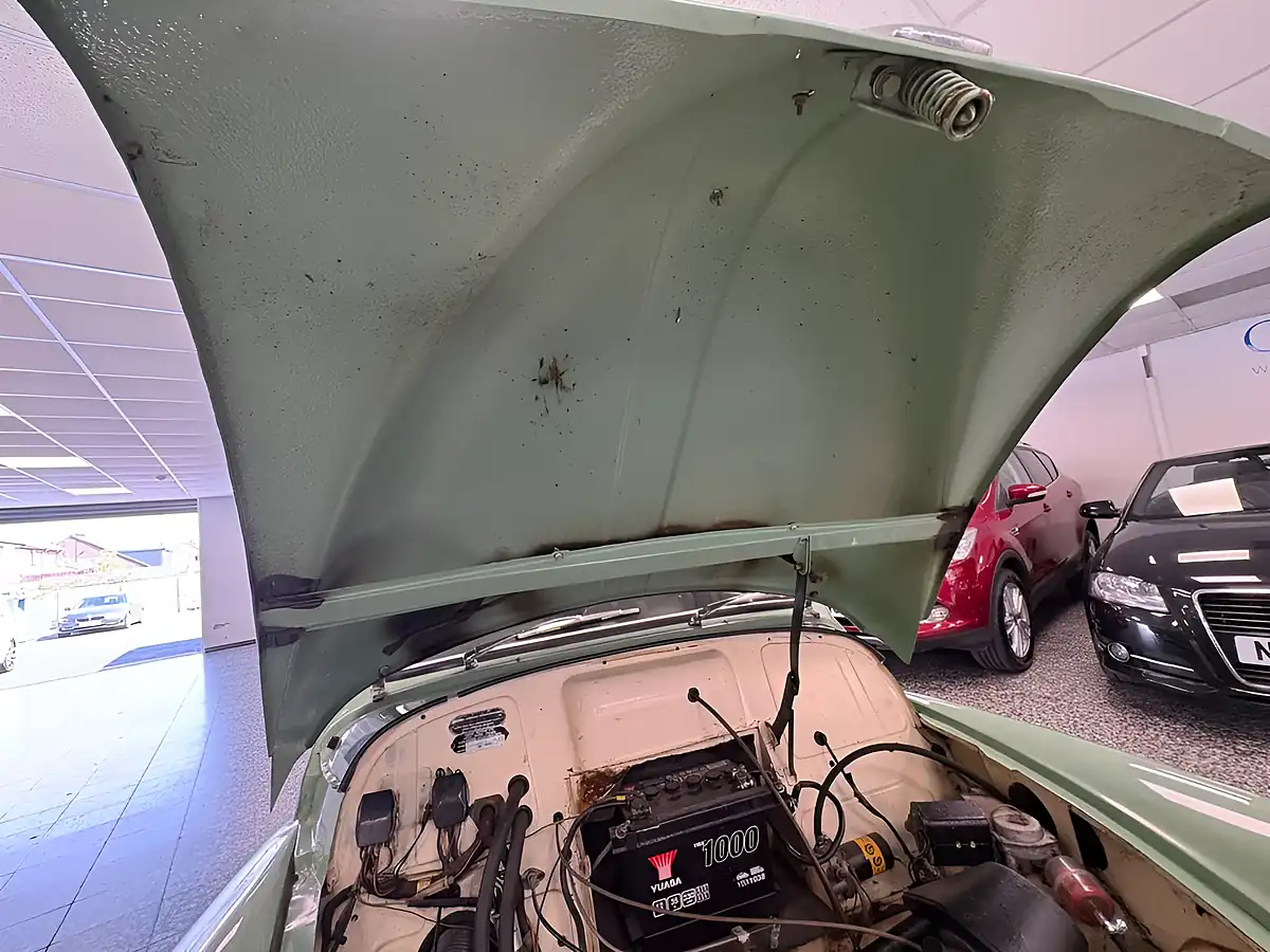 Used 1968 Austin 6cwt Van Green - Interior and Exterior details 19