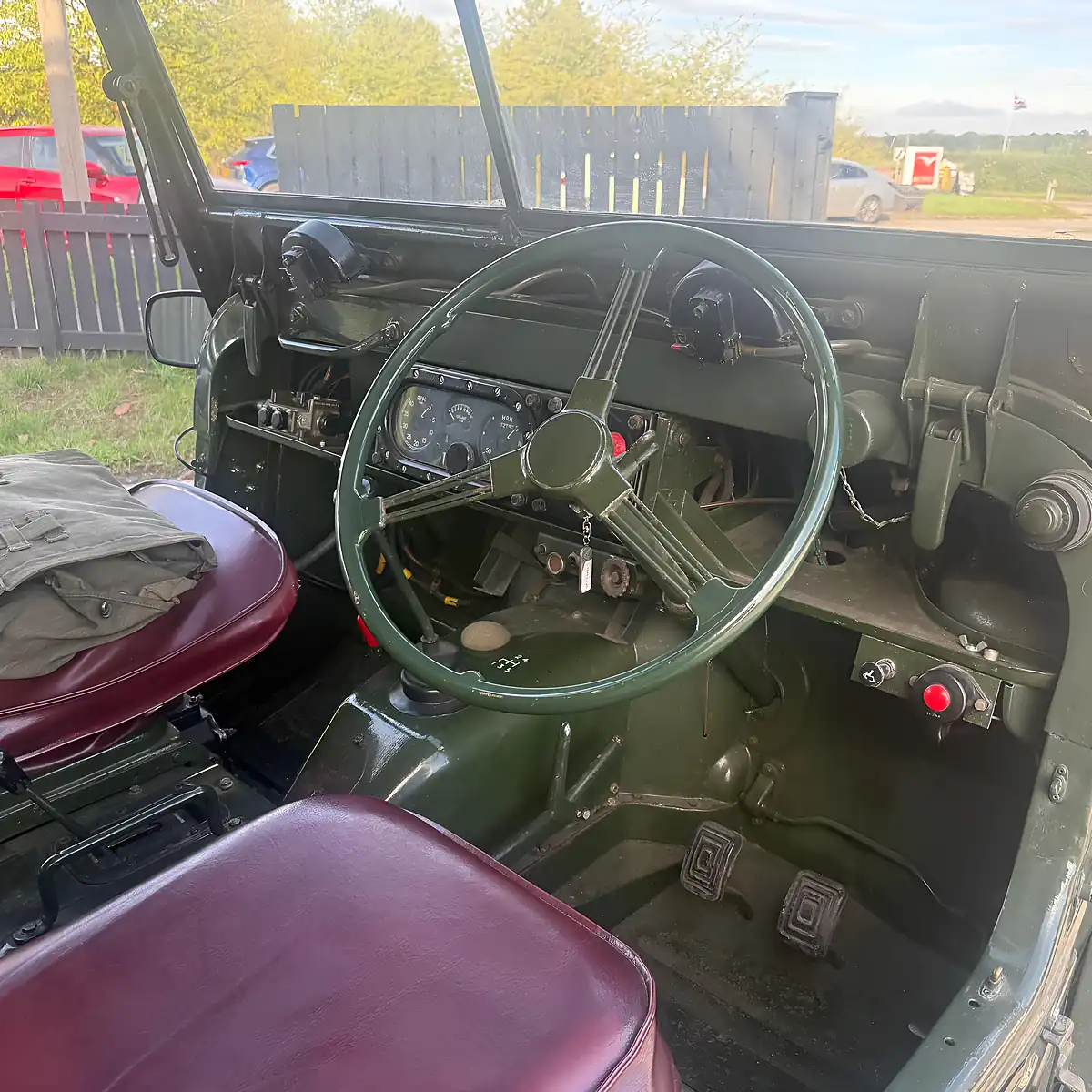 Used 1968 Austin Champ Communications White - Interior and Exterior details 15